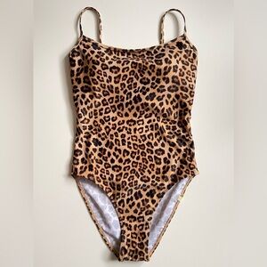 Summersalt Womens The Classic One-Piece Leopard Swimsuit - Size 6